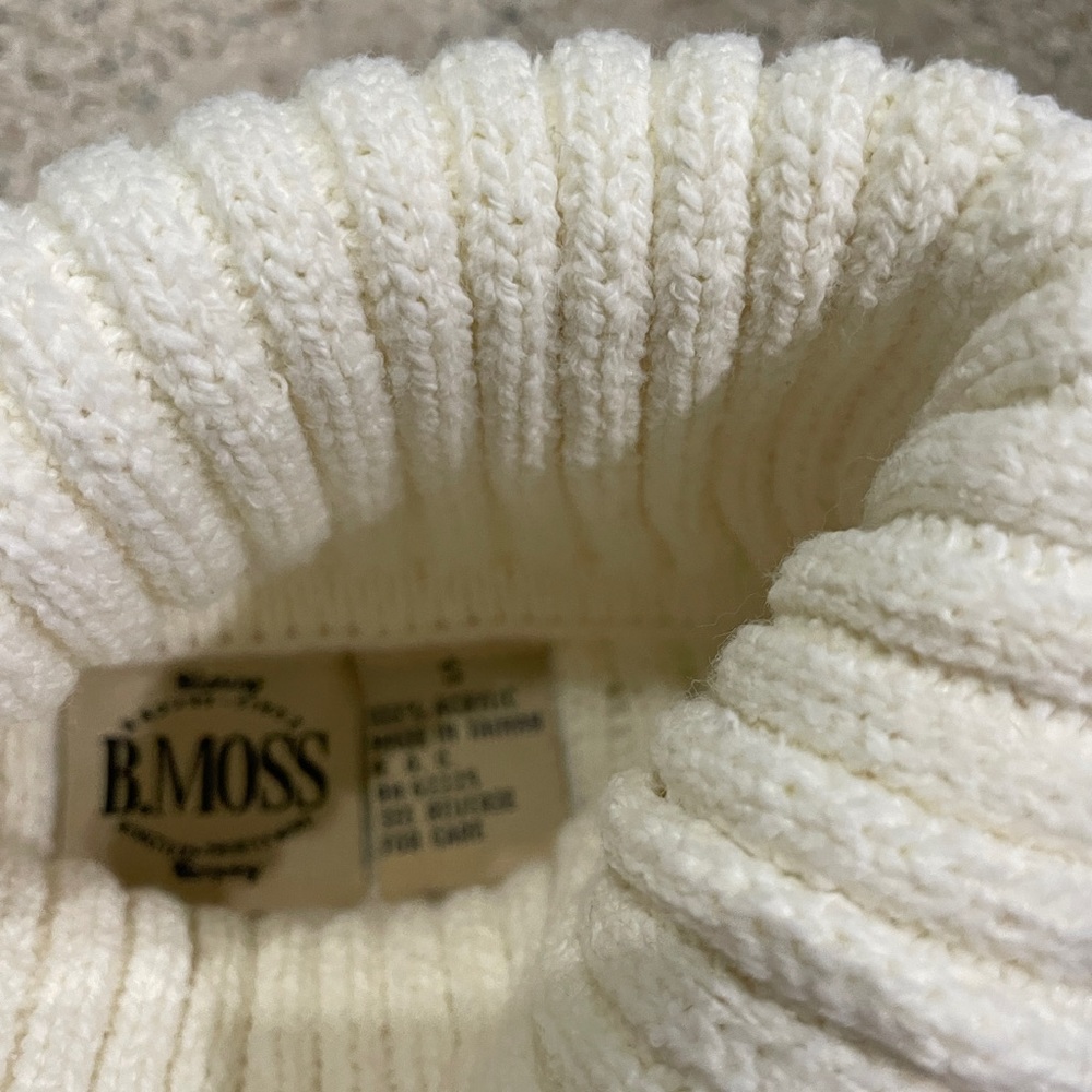 Cream turtle neck - Picture 3 of 5